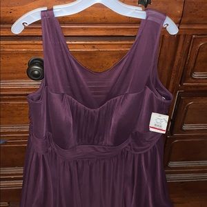 Braidsmaid dress, plum color, size 24. Never worn!